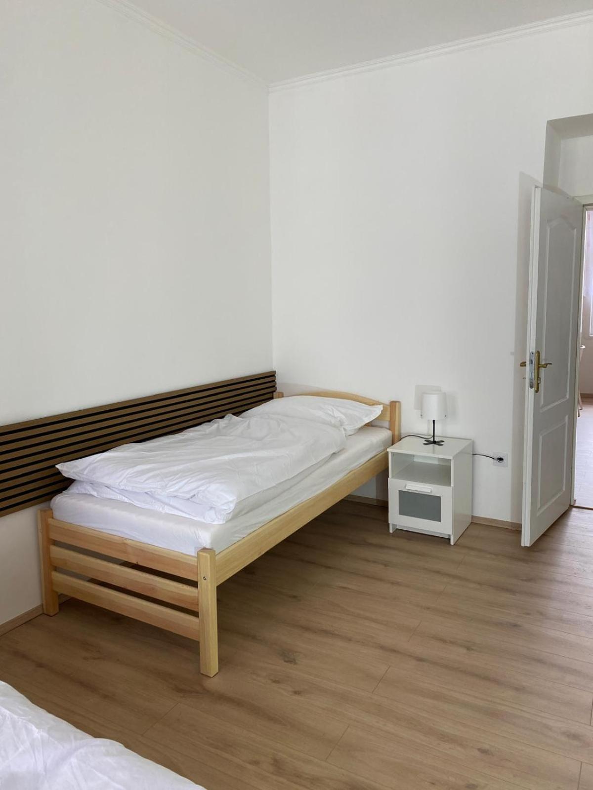 Apartment Ipak Prag